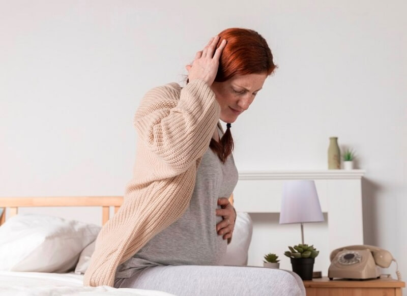 Comfortably Expecting: Coping with Pregnancy Discomfort